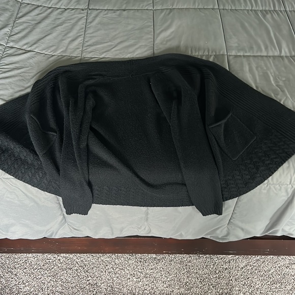 Black cardigan with pockets - Picture 3 of 4